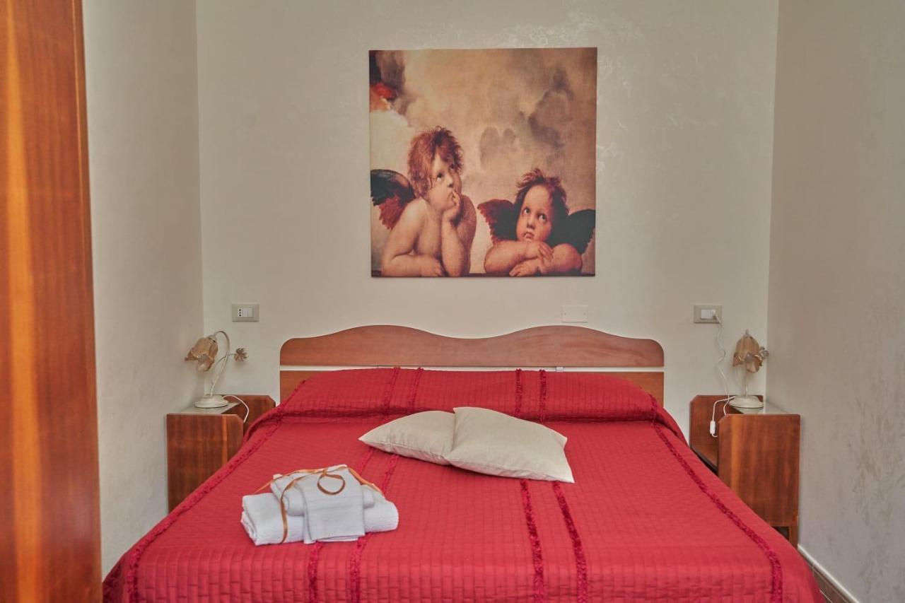 Le Stanze Di Ricci - Affittacamere Low Cost Lesina Exteriör bild